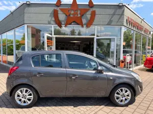 Opel Corsa D Satellite