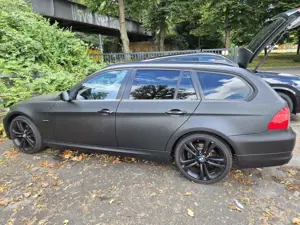 BMW 320 320i Touring Edition Lifestyle