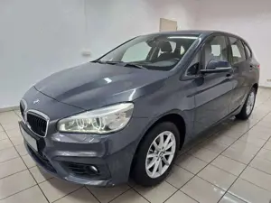 BMW 218 i Active Tourer LED Telefon Sitzheizung PDC