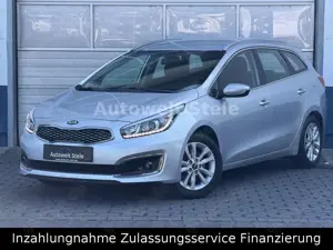 Kia Ceed SW / cee'd SW Navi SHZ PDC Kamera