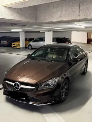 Mercedes-Benz CLA 220