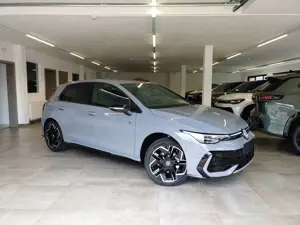 Volkswagen Golf 1.5 eTSI R-Line AHK/AppCon/Kamera/ACC/SideAssist