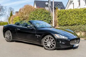 Maserati GranCabrio Automatik NAVI LED SHZ PDC