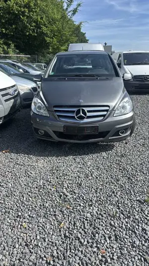 Mercedes-Benz B 180 B 180 CDI (245.207)