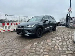 SEAT Ateca Xcellence Automatik Navi LED Standheizung Tot wink