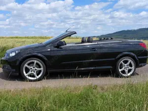 Opel Astra Astra Twin Top 1.6 Turbo Edition