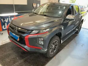 Mitsubishi L200 Spirit Doppelkabine 4WD Kamera AHK LED