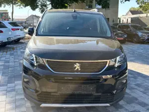 Peugeot Rifter Automatik L2 (XL) 1.Hand / 2xSchiebetür