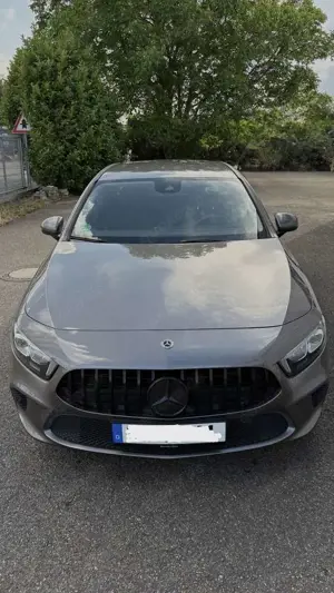Mercedes-Benz A 180 A 180 (177.184)