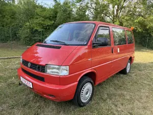 Volkswagen T4 Caravelle Caravelle 2.5 SYNCRO*46.000 Km*Webasto AHK Tüv
