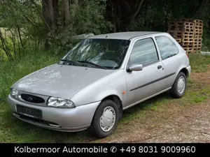 Ford Fiesta 1,2 55KW KLIMA|8-fach bereift