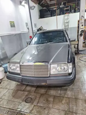Mercedes-Benz 300