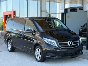 Mercedes-Benz 220 V 220 AVANTGARDE lang Kamera/SHZ/LED