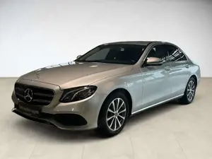 Mercedes-Benz E 200 d Avantgarde Limousine AHK AUT Kam. KlimaA