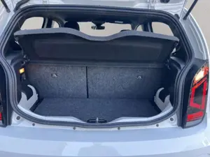 Volkswagen up! ACTIVE 1.0 MAPS+MORE,RFK,PDC,SHZ,KLIMA,DAB+