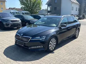Skoda Superb 2.0 TDI DSG Combi Premium Edition Voll