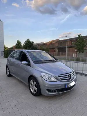 Mercedes-Benz B 180 B 180 CDI (245.207)