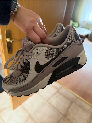 Nike Air Max 