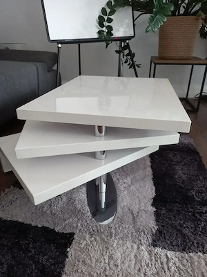 weißer Hochglanz WoZi Tisch, zum auffächern