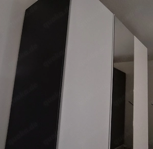 Schrank zu verkaufen 
