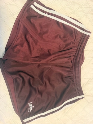 shorts bordeauxrot 