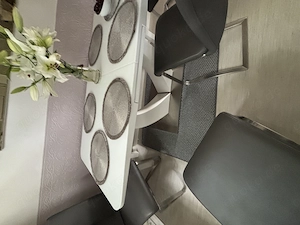 Esszimmer Tisch 4 Stühle echte Leder Neuwertig  Bild 7