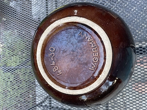 originale West-Germany Keramik-Henkelvase   Krugvase von Scheurich, Modell 484-30.