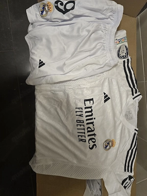 Trikot verschiedene größen