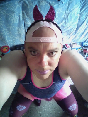 Dumme Sissy sucht strenge Herren 