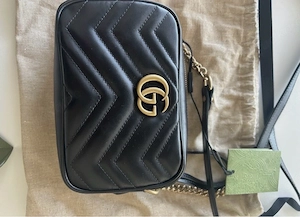 Neu Tasche Gucci Mini Marmont Schwarz neuwertig