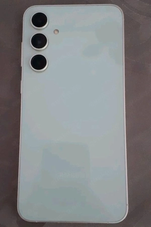 Samsung S23FE