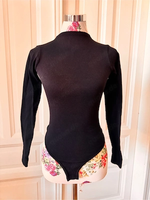 Taillierter Body Zara, XS S