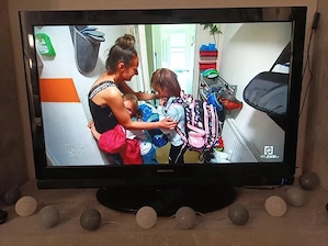 LCD TV Dvbt Receiver und Dvbt Antenne zusammen abzugeben 