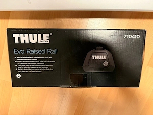 Thule WingBar Evo 118 silber Dachträger + Fußsatz Thule Evo Raised Rail 710410