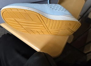 die schuhe ist neu 