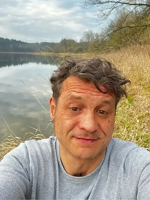 einSamER sucht EinsAMME zum ENTEinSAMEN