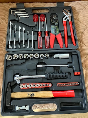 Verkaufe Werkzeugkoffer (ohne Zange)