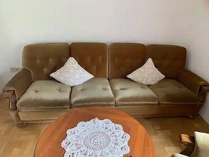 Couch und 3 Sessel