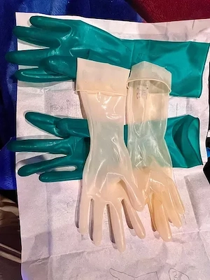 latexhandschuh sex . suche latex, Gummiliebhaber für Latexhandschuh sex, Gerne auch TV, DWT Latex TS