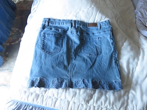 Jeansrock, Größe 46 zu verschenken