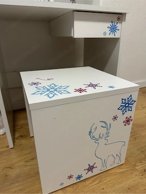 Schminktisch mit Spiegel und Hocker für Kinder