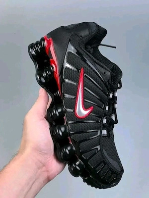 Nike Shox Schuhe 