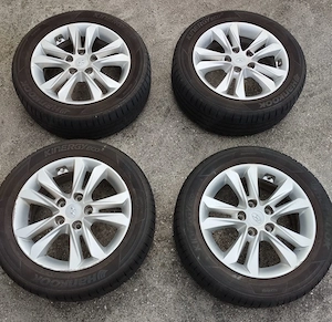 Sommerreifen auf Alufelgen Original Hyundai i30 GD 205 55 R16 91H