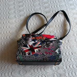 Tasche, Schultertasche, schwarz bunt, Kunstleder, verstellbarer Riemen
