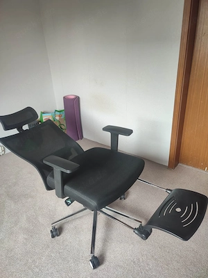 Ergonomischer Schreibtischstuhl
