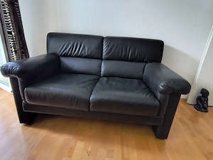 Ledercouch zu verschenken