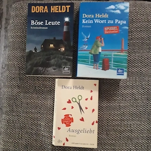 Dora Heldt - Böse Leute,  Kein Wort zu Papa   - Ausgeliebt  
