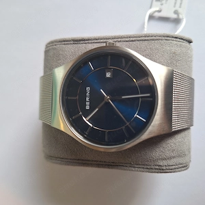 BERING Luxus Quarz Armbanduhr mit Milanaise Armband blau Saphirglas Bild 4