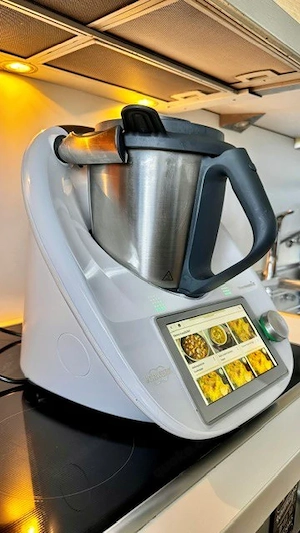 Thermomix TM6 mit Zubehör , wie neu , Originalrechnung liegt vor