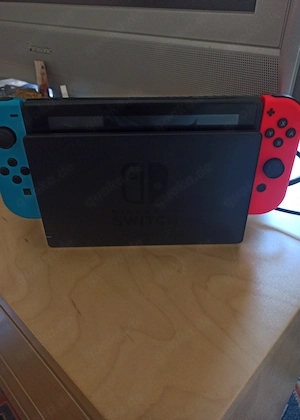 Nintendo Switch Konsole mit spiel